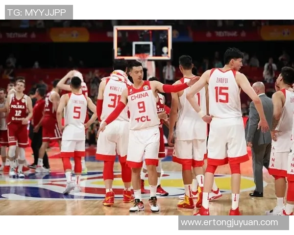 深圳篮球队在世界杯积分榜上以52分稳居首位展现强劲实力 深圳篮球队在世界杯积分榜上以52分稳居首位展现强劲实力