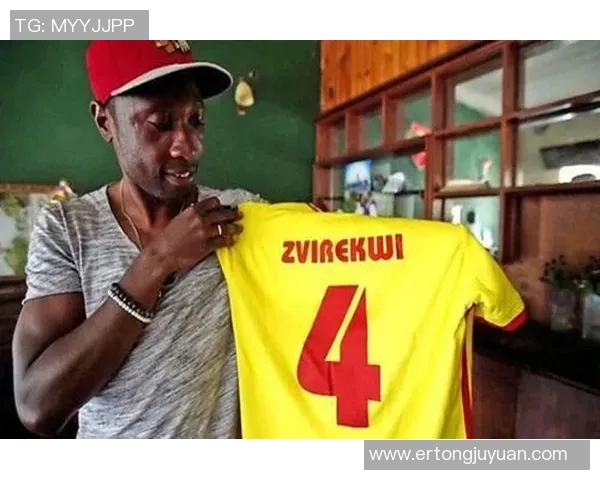 膝盖受伤的足球明星如何克服困境重返赛场的励志故事